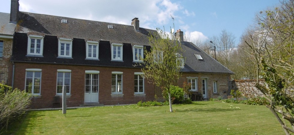 Maison de Charme à quelques km de la Baie de Somme Maison de Charme à quelques km de la Baie de Somme