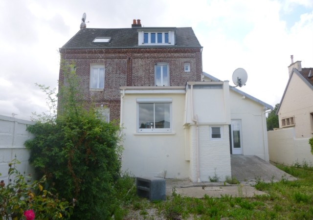 Jolie maison entirement rénovée Jolie maison entirement rénovée