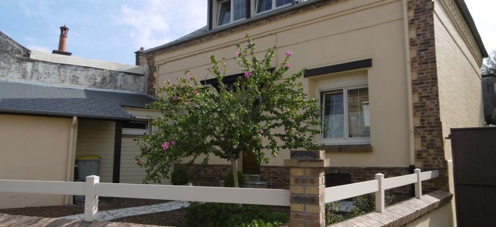 Trés jolie Maison de ville avec garage et jardin Friville Escarbotin Trés jolie Maison de ville avec garage et jardin Friville Escarbotin