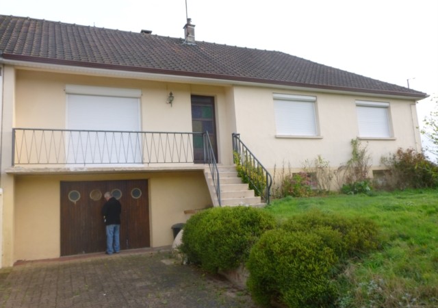Maison semi mitoyenne a renover Maison semi mitoyenne a renover