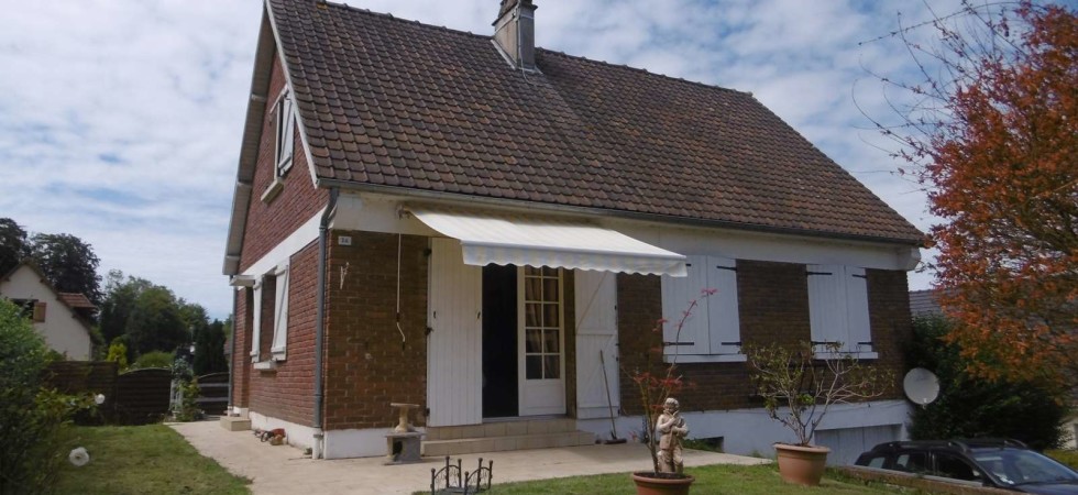 Pavillon individuel avec vie de plain pied : proche EU Pavillon individuel avec vie de plain pied : proche EU