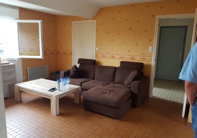 Lot de 2 appartements à vendre à Feuquières en Vimeu. Lot de 2 appartements à vendre à Feuquières en Vimeu.