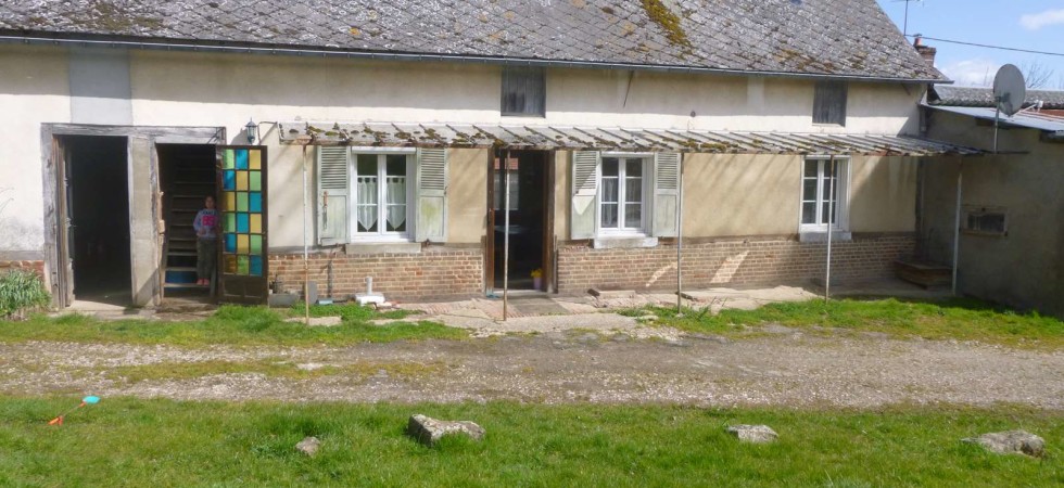 Petit corps de ferme Vallée de la Bresle avec 6000 m² de terrain Petit corps de ferme Vallée de la Bresle avec 6000 m² de terrain