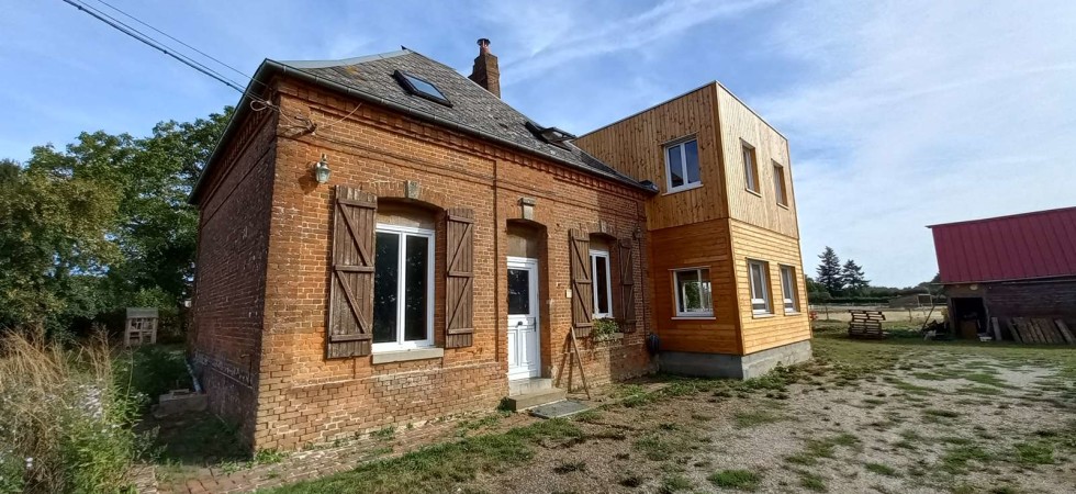 Maison a la campagne avec pâture pour chevaux Maison a la campagne avec pâture pour chevaux