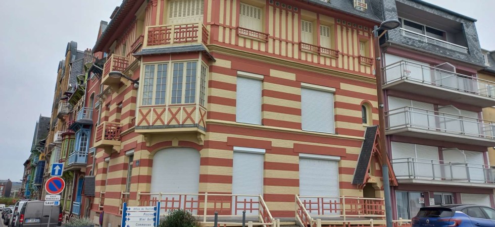 Appartement entièrement rénové vue mer avec Balcon Appartement entièrement rénové vue mer avec Balcon