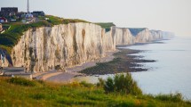 AULT_Vue-generale-falaises-1920x960