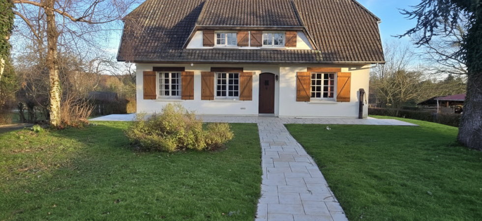 Maison de campagne individuelle avec vie de plain-pied